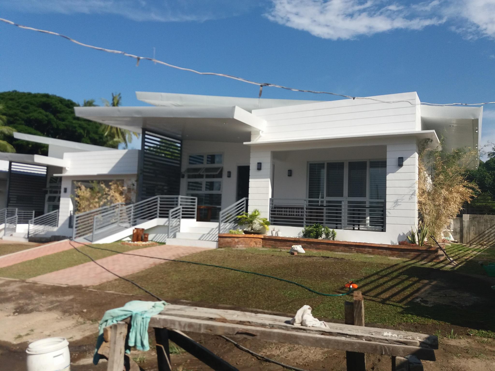 Sobredo Design and Build House Architectural