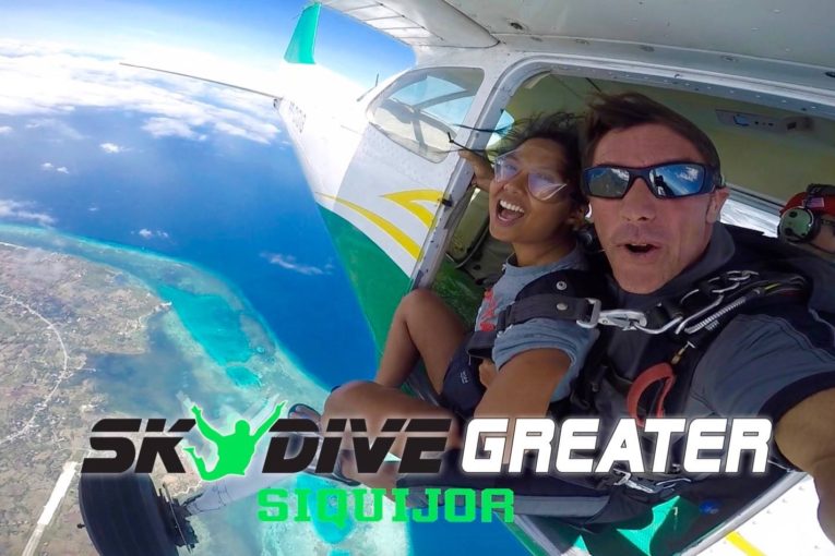 SkyDive in the Philippines @ The Beautiful Siquijor Island